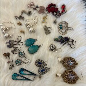 Earring lot of 23 pairs